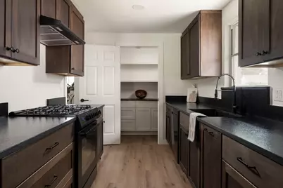 10618 Wickersham Lane, Houston, TX 77042 - Photo 15