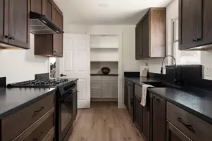 10618 Wickersham Ln, Houston, TX 77042 - Photo 15
