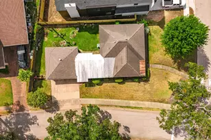1518 Afton St, Houston, TX 77055 - Photo 13
