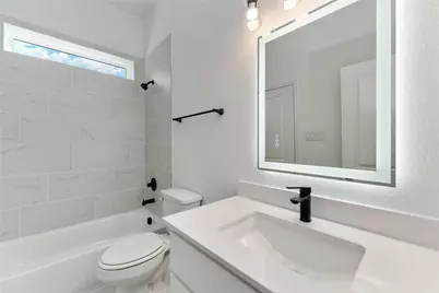 4713 Mallow Street #A/B, Houston, TX 77033 - Photo 23