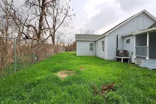 601 Armstrong, Snook, TX 77878 - Photo 25