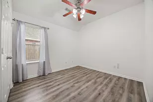 2727 Hidden Landing Dr, Pearland, TX 77584 - Photo 19