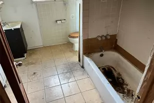 217 N Everton St, Houston, TX 77003 - Photo 7