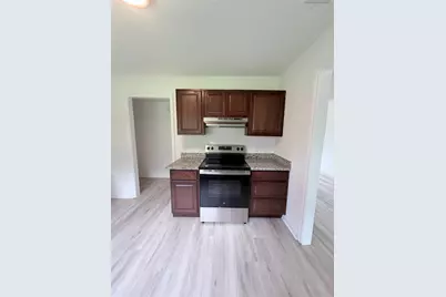 8837 Oak Knoll Lane, Houston, TX 77078 - Photo 11