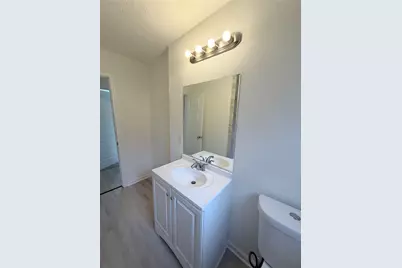 8837 Oak Knoll Lane, Houston, TX 77078 - Photo 17