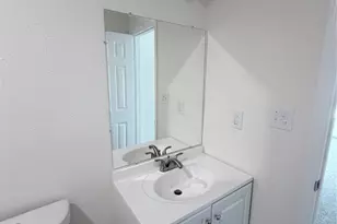 8837 Oak Knoll Ln, Houston, TX 77078 - Photo 21