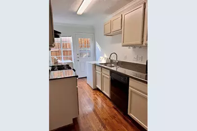 2646 Persa Street #1, Houston, TX 77098 - Photo 11