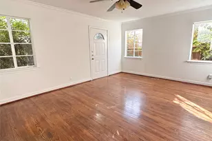 2646 Persa St, Houston, TX 77098 - Photo 5