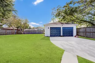5231 Benning Dr, Houston, TX 77035 - Photo 5