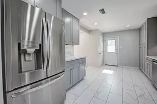 5231 Benning Dr, Houston, TX 77035 - Photo 17