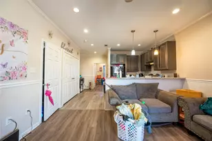 913 Moody Ave, Galveston, TX 77550 - Photo 3
