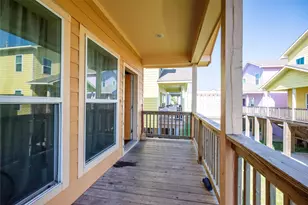 913 Moody Ave, Galveston, TX 77550 - Photo 9