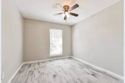 8046 Split Pine Drive, Houston, TX 77040 - Photo 15