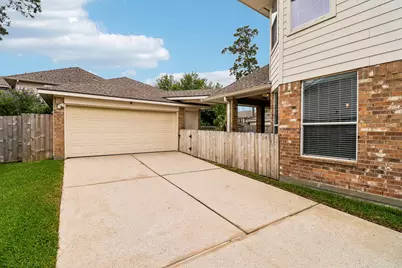 25122 Auburn Bend Drive, Spring, TX 77389 - Photo 3