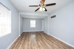 4039 Cornell St, Houston, TX 77022 - Photo 11