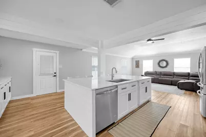 603 Springwood Drive, Conroe, TX 77385 - Photo 9