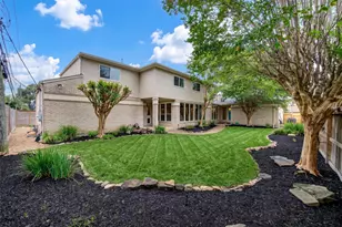 4967 Dumfries Dr, Houston, TX 77096 - Photo 37
