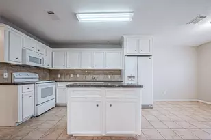10043 Morocco Rd, Houston, TX 77041 - Photo 13
