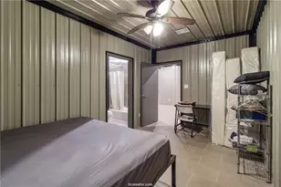 4558 Hicks Ln, Bryan, TX 77845 - Photo 45
