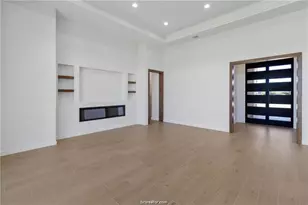 4558 Hicks Ln, Bryan, TX 77845 - Photo 11