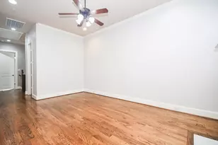 1222 W 17th St, Houston, TX 77008 - Photo 5