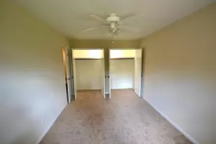 11211 Ash Creek Dr, Houston, TX 77043 - Photo 11