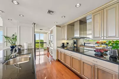 49 Briar Hollow Lane #702, Houston, TX 77027 - Photo 13