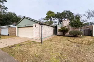 5046 Spring Forest Dr, Houston, TX 77091 - Photo 1