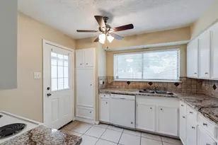 5046 Spring Forest Dr, Houston, TX 77091 - Photo 15