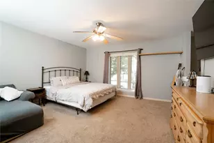 2816 Country Club Dr, Pearland, TX 77581 - Photo 9