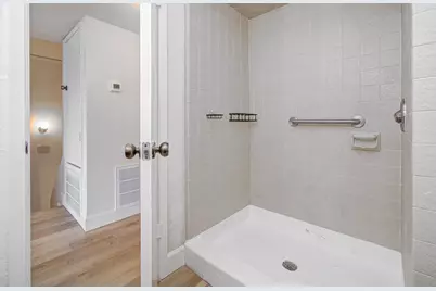 11002 Hammerly Boulevard #169, Houston, TX 77043 - Photo 23