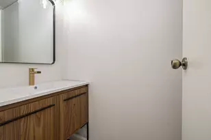11002 Hammerly Blvd, Houston, TX 77043 - Photo 15