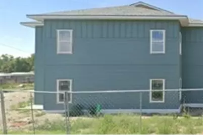 215 NW 11th St, Hermiston, OR 97838 - Photo 5