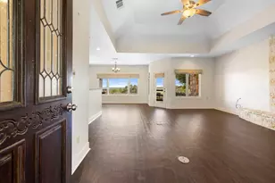 1609 Clubhouse Hill Dr, Spicewood, TX 78669 - Photo 5