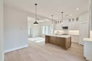 43 Silver Lks Dr, Huntsville, TX 77340 - Photo 15