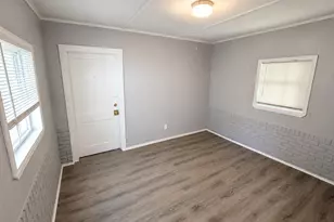 6018 Beldart St, Houston, TX 77033 - Photo 7