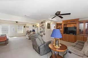 1406 W 6th St, Freeport, TX 77541 - Photo 7