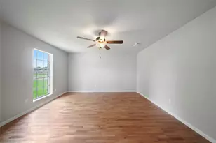 205 Bert St, Angleton, TX 77515 - Photo 15