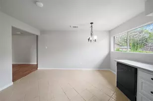 205 Bert St, Angleton, TX 77515 - Photo 7