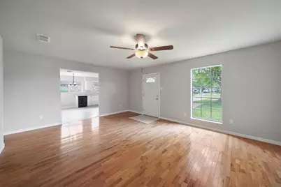 205 Bert Street, Angleton, TX 77515 - Photo 13
