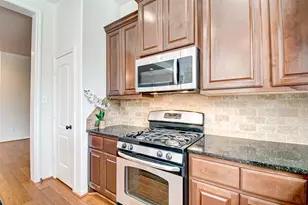 20 Cheswood Manor Court, The Woodlands, TX 77382 - Photo 11