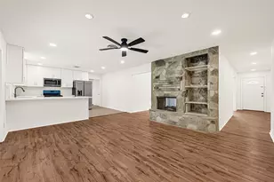 1913 18th Ave N, Texas City, TX 77590 - Photo 7