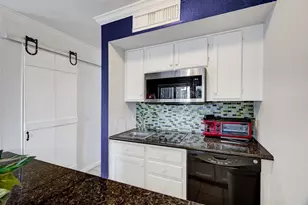 6300 Seawall Blvd, Galveston, TX 77551 - Photo 7