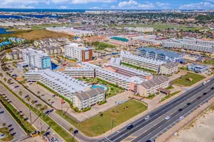 6300 Seawall Blvd, Galveston, TX 77551 - Photo 43