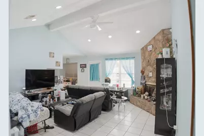 10315 Hollow Canyon Court, Sugar Land, TX 77498 - Photo 3