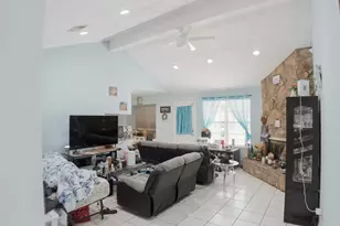 10315 Hollow Canyon Ct, Sugar Land, TX 77498 - Photo 3