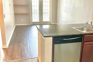 7575 Kirby Dr, Houston, TX 77030 - Photo 9