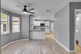 553 Cane River Ln, Conroe, TX 77302 - Photo 9