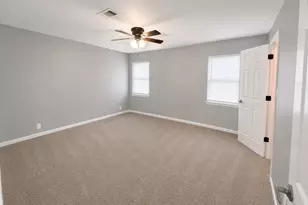 553 Cane River Ln, Conroe, TX 77302 - Photo 23