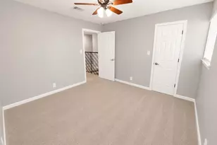 553 Cane River Ln, Conroe, TX 77302 - Photo 17